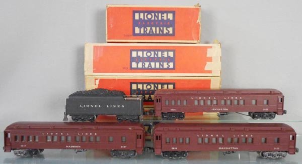LIONEL TRAIN LOT (1 of 1)
