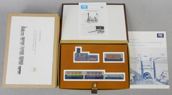 PIKO 5/0761/102 SAXONIA TRAIN SET (1 of 1)