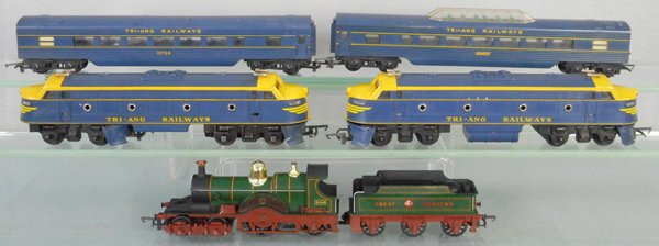 TRIANG RAILWAYS TRAIN LOT (1 of 1)