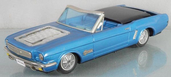 YONEZAWA MUSTANG CONVERTIBLE (1 of 1)