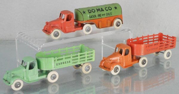 3 TOOTSIETOY MACK TRUCKS (1 of 1)