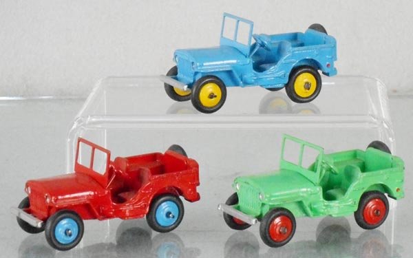 3 DINKY 25J CIVILIAN JEEPS (1 of 1)