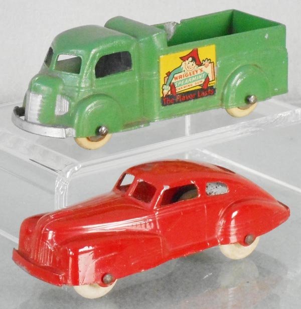2 TOOTSIETOY VEHICLES (1 of 1)