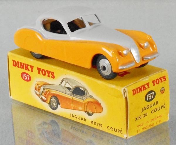 DINKY 157 JAGUAR XK120 COUPE (1 of 1)
