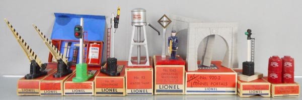 10 LIONEL ACCESSORIES (1 of 1)