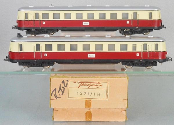 FLEISCHMANN 1371/1R RAIL CARS (1 of 1)
