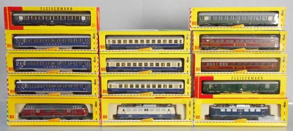 3 FLEISCHMANN TRAIN SETS (1 of 1)