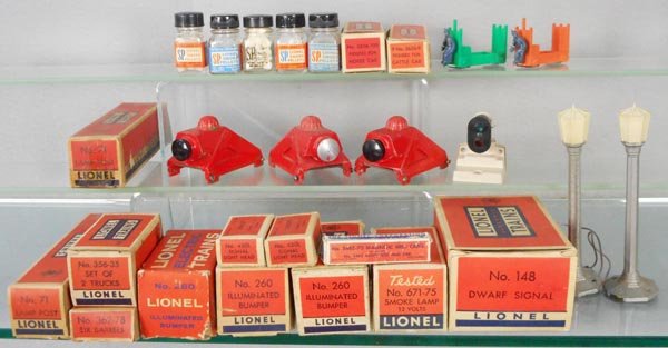 LIONEL ACCESSORIES (1 of 1)