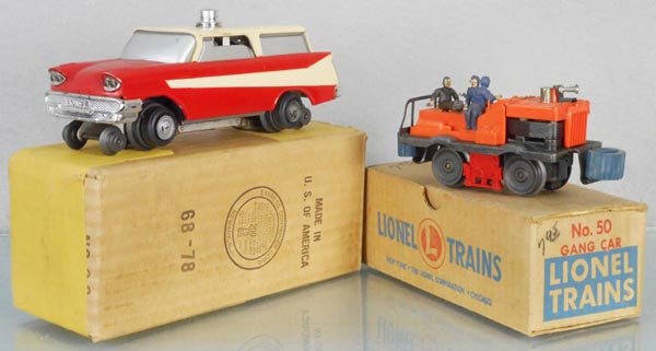 2 LIONEL MOTORIZED UNITS (1 of 1)