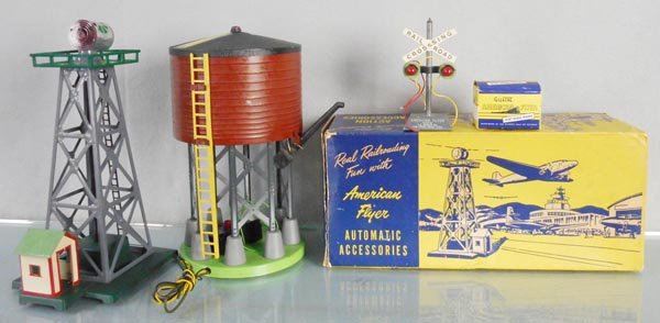 3 AMERICAN FLYER ACCESSORIES (1 of 1)