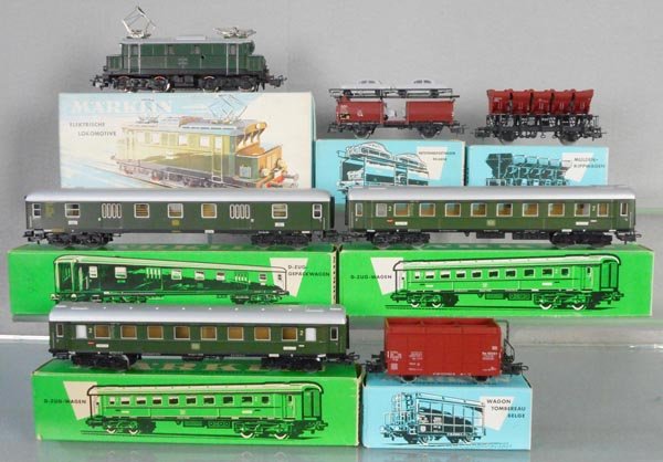 MARKLIN TRAIN SET (1 of 1)