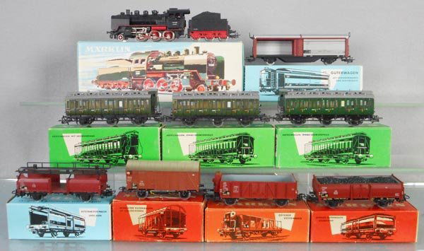 MARKLIN TRAIN SET (1 of 1)