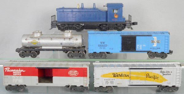 LIONEL TRAIN SET (1 of 1)