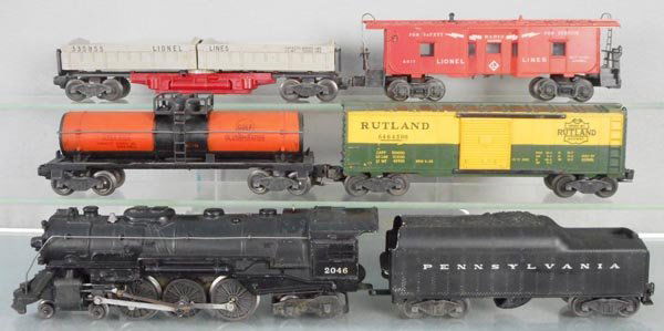 LIONEL TRAIN SET (1 of 1)