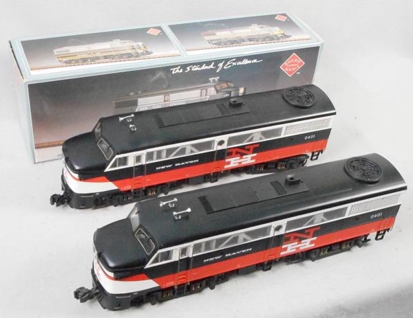 2 REA NEW HAVEN AA DIESELS: G ga, 1 orig box only, C8.
