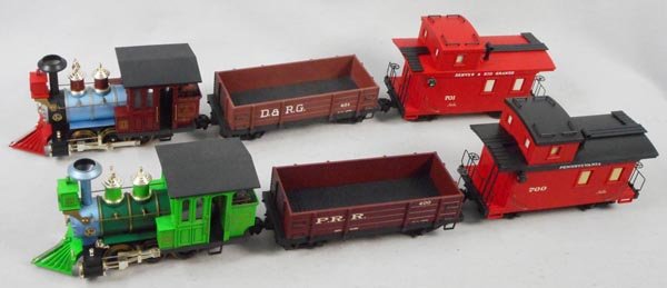 2 LIONEL TRAIN SETS (1 of 1)
