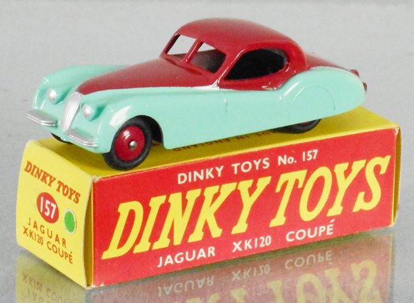 DINKY 157 JAGUAR XK120 COUPE (1 of 1)