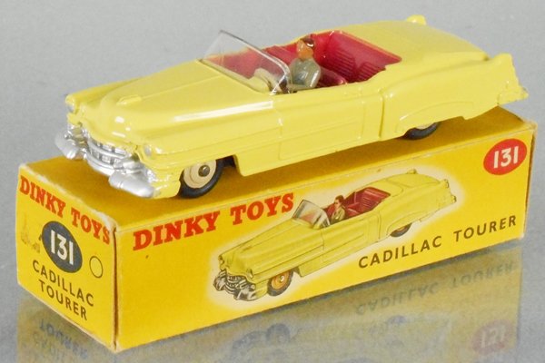 DINKY 131 CADILLAC TOURER (1 of 1)