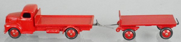 DINKY TRUCK & TRAILER (1 of 1)
