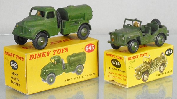 2 DINKY MILITARY VEHICLES (1 of 1)