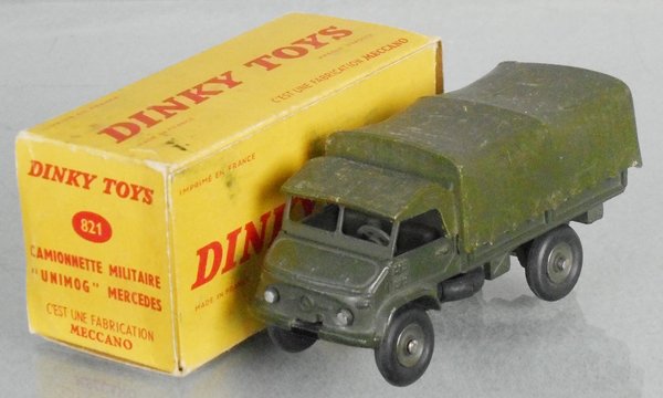 DINKY FR821 UNIMOG MERCEDES COVERED WAGON (1 of 1)
