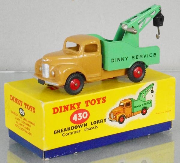 DINKY 430 COMMER WRECKER (1 of 1)