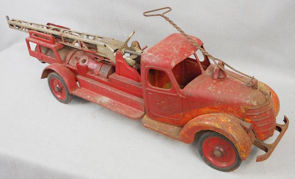 BUDDY L WATER TOWER (1 of 1)