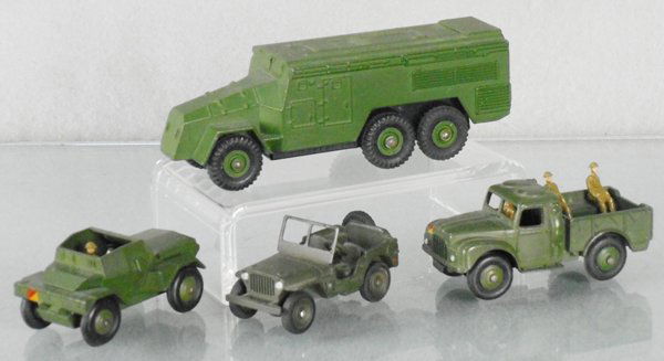 4 DINKY MILITARY VEHICLES (1 of 1)