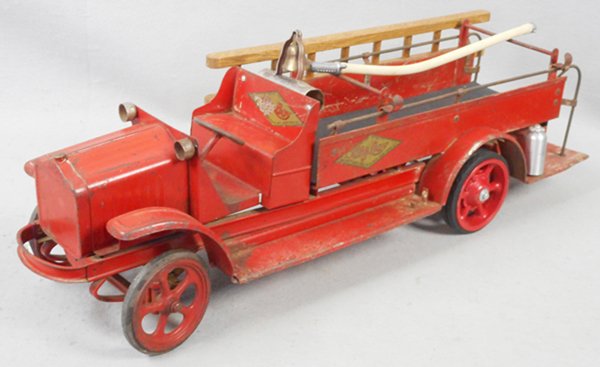 KELMET BIG BOY FIRE TRUCK (1 of 1)