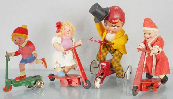 4 SCOOTER TOYS (1 of 1)