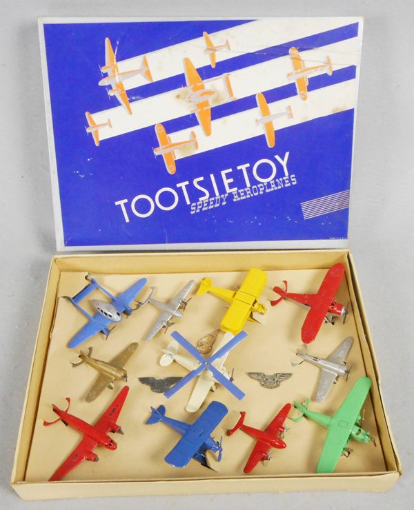 TOOTSIETOY 6100 SPEED AEROPLANES SET (1 of 1)