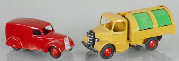 2 DINKY TRUCKS (1 of 1)
