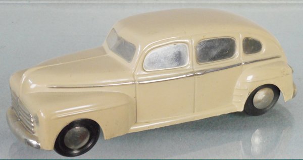 PHOTONE 1948 FORD SEDAN (1 of 1)
