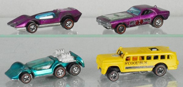 4 HOT WHEELS RED LINES: 4 HOT WHEELS RED LINES 970, Bugeye, Bye-Focal, Six Shooter, Heavyweight S’Cool Bus, C6-8.