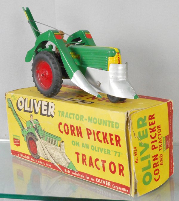 SLIK TOY 9839 OLIVER 77 CORN PICKER TRACTOR (1 of 1)