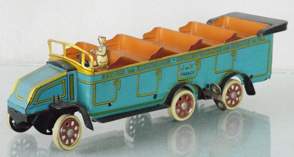 JEP EXCURSION AUTO (1 of 2)