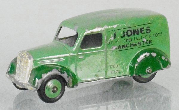 DINKY 492 LOUD SPEAKER VAN (1 of 1)