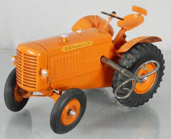 CIJ RENAULT TRACTOR (1 of 1)