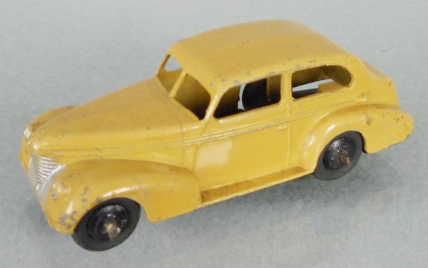 DINKY 39B OLDSMOBILE (1 of 1)