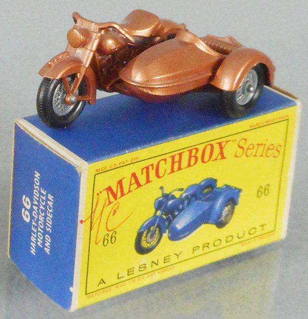 MATCHBOX 66B1 HARLEY DAVIDSON MOTORCYCLE & SIDECAR (1 of 1)
