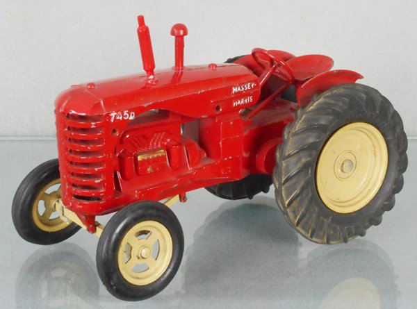 LESNEY MASSEY HARRIS TRACTOR (1 of 2)