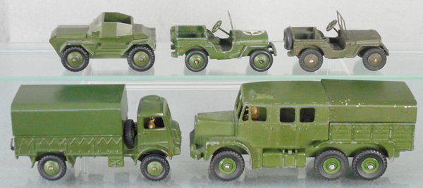 5 DINKY ARMY VEHICLES (1 of 1)