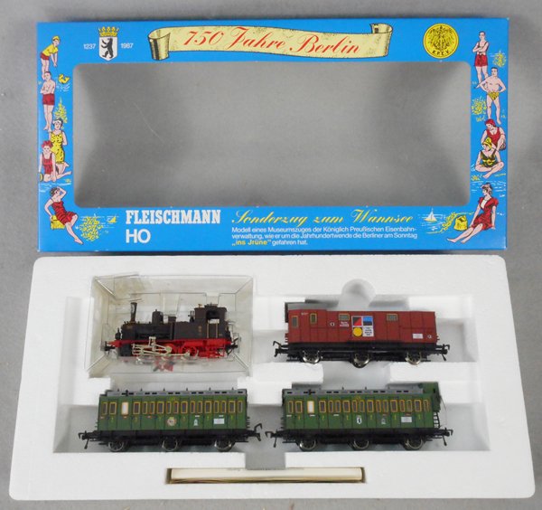 FLEISCHMANN 750TH ANNIVERSARY OF BERLIN SET (1 of 1)