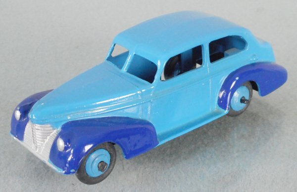DINKY 39B OLDSMOBILE (1 of 1)