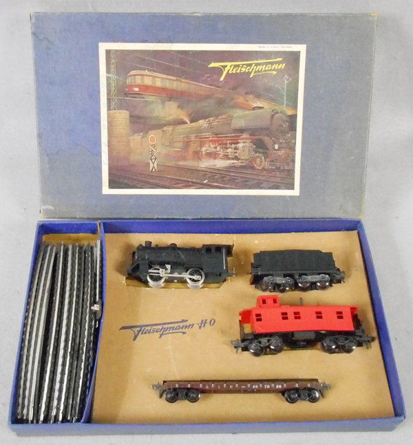 FLEISCHMANN 1305/2G US TRAIN SET (1 of 1)