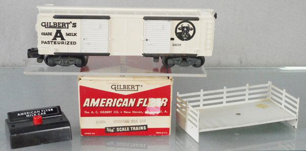 AMERICAN FLYER 25019 OPERATING MILK CAR (1 of 1)