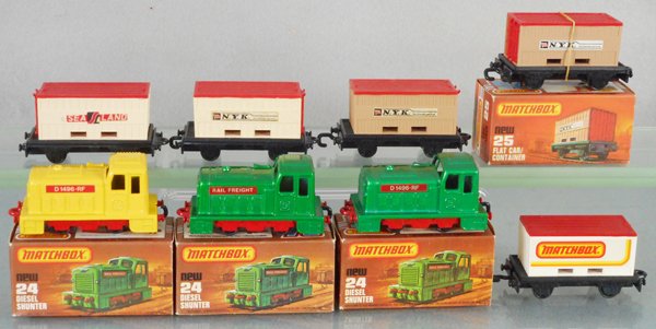 MATCHBOX SUPERFAST FREIGHT TRAINS (1 of 1)
