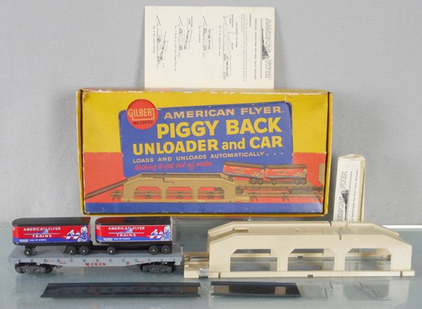 AMERICAN FLYER 23830 PIGGYBACK UNLOADER (1 of 1)