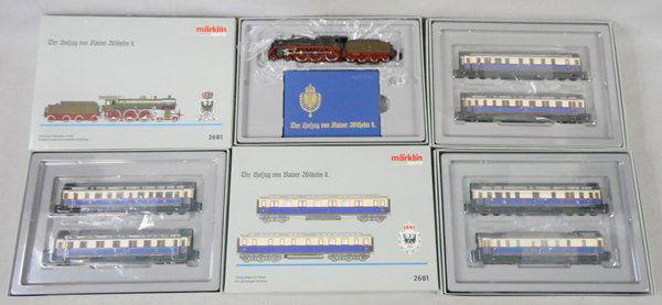 MARKLIN 2681 EMPEROR WILHEIM II TRAIN SET (1 of 1)