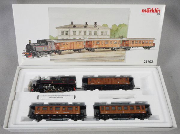 MARKLIN 28703 SWEDISH TRAIN SET (1 of 1)